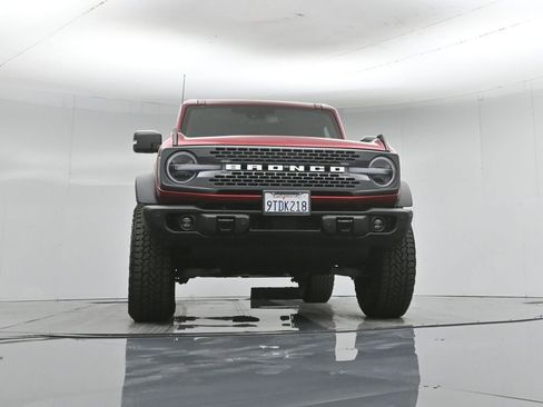 Used 2025 Ford Bronco Badlands AWD/4WD image 44