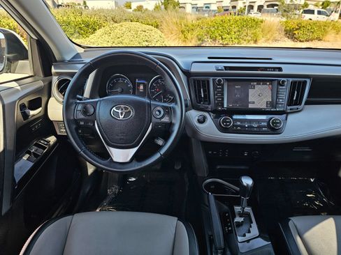 Used 2018 Toyota RAV4 Limited w/ Advanced Technology Package FWD image 23