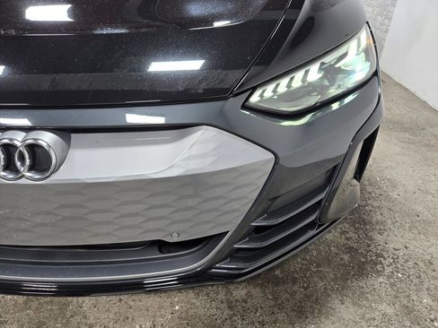 Used 2022 Audi e-tron GT Premium Plus image 6