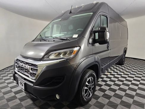 New 2026 RAM ProMaster 2500 w/ Quick Order Package 22G SLT FWD image 7