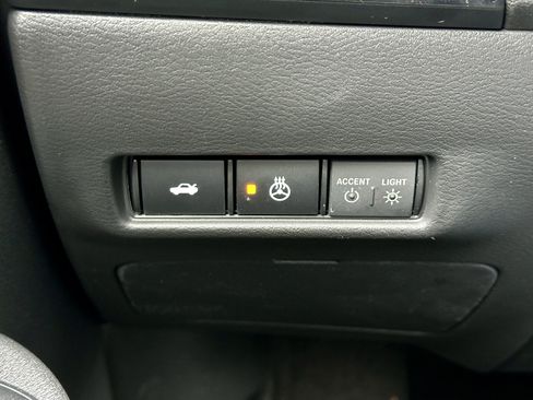 New 2026 Nissan Sentra SV w/ SV Convenience Package FWD image 26