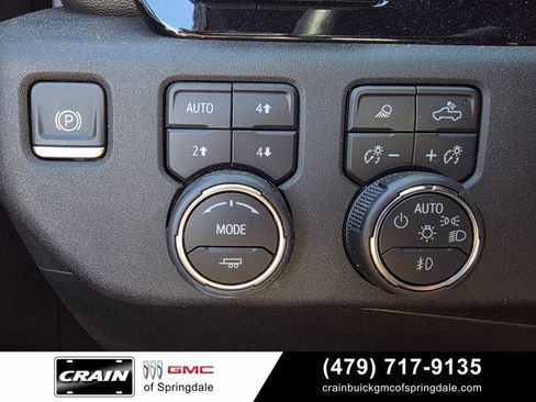 Used 2024 Chevrolet Silverado 2500 High Country w/ High Country Premium Package AWD/4WD image 11