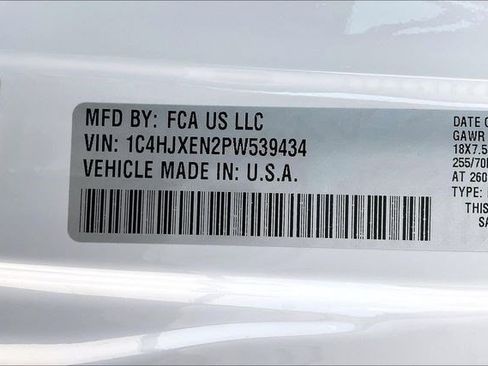 Used 2023 Jeep Wrangler Sahara w/ LED Lighting Group image 41