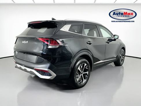Used 2023 Kia Sportage EX AWD/4WD image 2