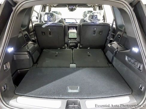 New 2026 Cadillac Vistiq Luxury image 20