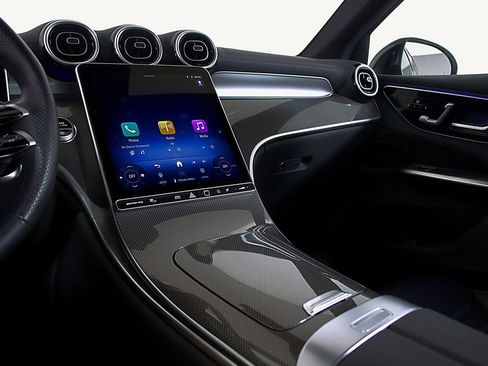 Used 2025 Mercedes-Benz GLC 43 AMG GLC 43 AMGﾮ image 27