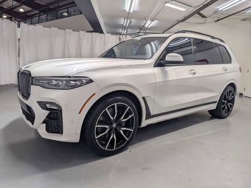 Used 2020 BMW X7 xDrive40i w/ M Sport Package AWD/4WD image 5