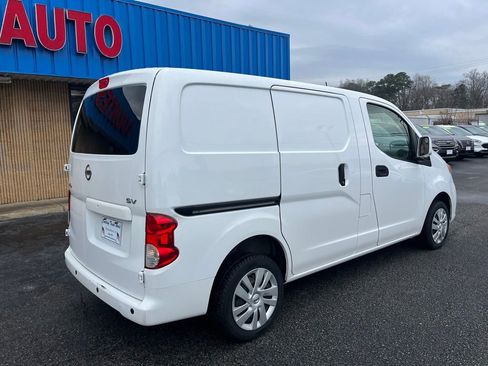 Used 2021 Nissan NV200 SV w/ Back Door Glass Package image 5