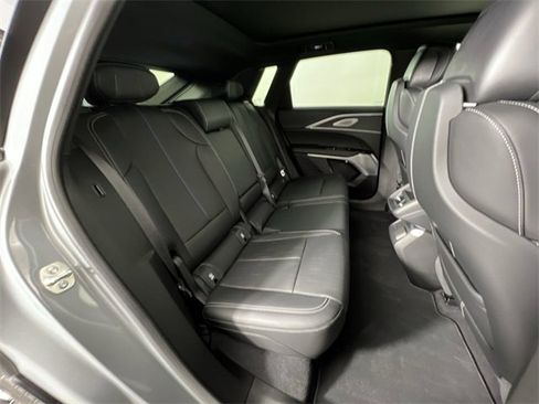 Used 2025 Cadillac Lyriq Luxury image 28