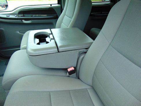 Used 2005 Ford F350 XLT AWD/4WD image 44