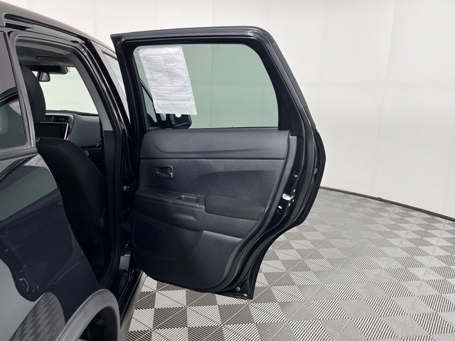 Used 2026 Mitsubishi Outlander Sport LE AWD/4WD image 35