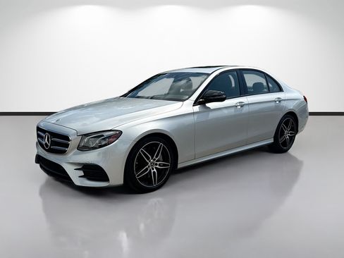 Used 2020 Mercedes-Benz E 350 Sedan image 7