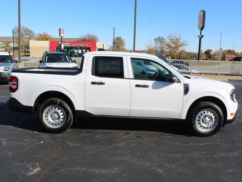 New 2025 Ford Maverick XL w/ Equipment Group 102A image 6