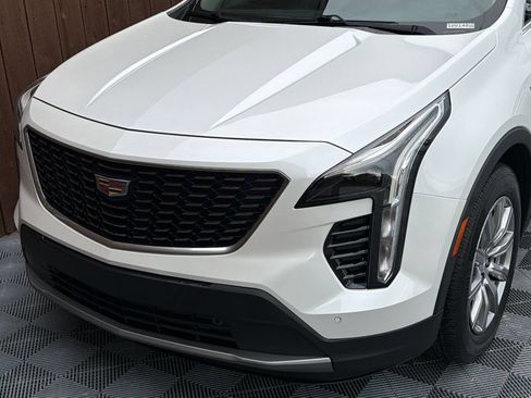 Used 2023 Cadillac XT4 Premium Luxury FWD image 19