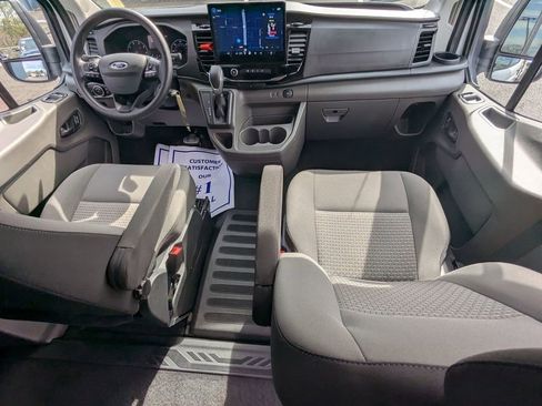 Used 2024 Ford Transit 350 XLT image 27