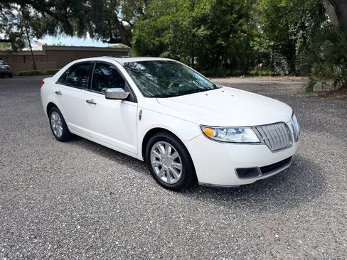 Used 2011 Lincoln MKZ FWD image 3