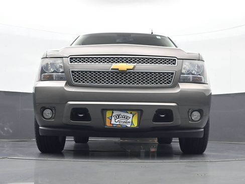 Used 2012 Chevrolet Tahoe LTZ AWD/4WD image 23