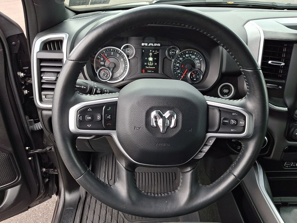 Used 2023 RAM 1500 Big Horn AWD/4WD image 18