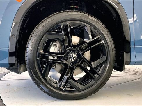 New 2026 Volkswagen Tiguan SE R-Line AWD/4WD image 12