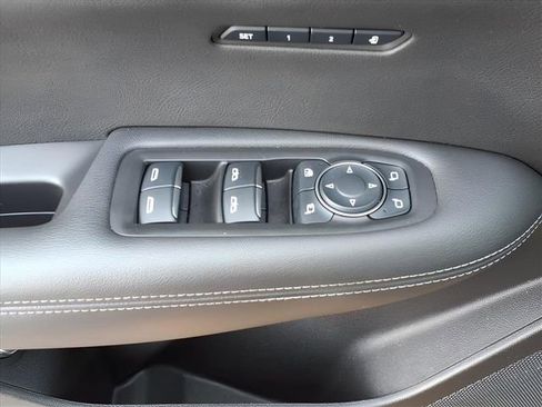 Used 2023 Cadillac XT6 Sport w/ Technology Package image 21