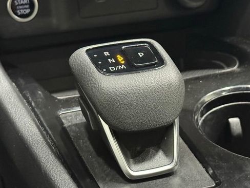 Used 2023 Nissan Rogue SV FWD image 39