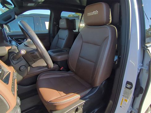 Certified 2024 Chevrolet Tahoe High Country w/ Advanced Technology Package image 11