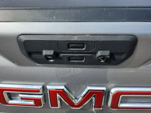 Certified 2024 GMC Sierra 1500 SLT image 11