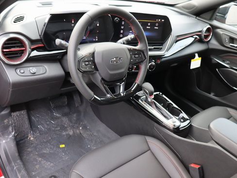 New 2026 Chevrolet Trax RS w/ Driver Confidence Package image 6