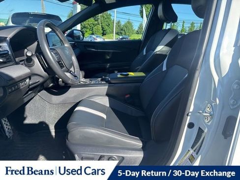 Used 2025 Toyota Camry SE FWD image 25