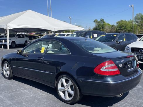 Used 2005 Mercedes-Benz CLK 320 Coupe image 5