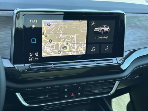 New 2026 Volkswagen Atlas SEL Premium R-Line AWD/4WD image 17