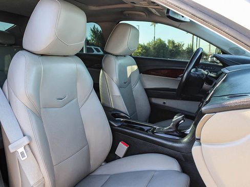 Used 2017 Cadillac ATS Luxury RWD image 16