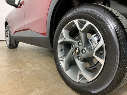 Used 2025 Chevrolet Trax LT image 15