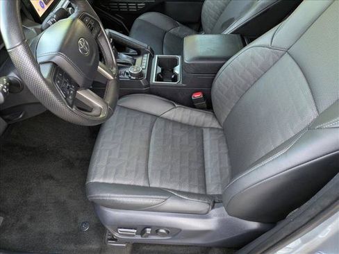 Used 2024 Toyota Tacoma TRD Off-Road w/ TRD Off Road Premium Package AWD/4WD image 15