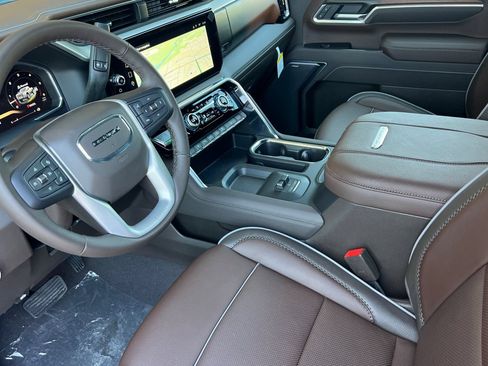 New 2026 GMC Sierra 2500 Denali w/ Technology Package AWD/4WD image 7