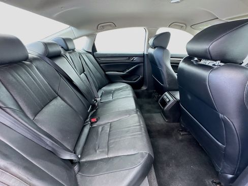 Used 2021 Honda Accord Sport Special Edition image 17