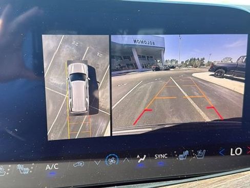 New 2026 Chevrolet Tahoe Premier w/ Sun And Tow Package AWD/4WD image 21