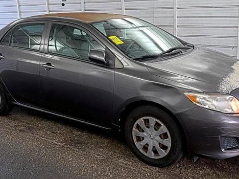 Used 2010 Toyota Corolla LE image 8