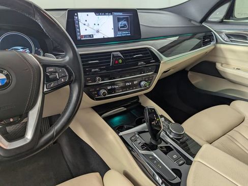 Used 2018 BMW 640i Gran Turismo xDrive AWD/4WD image 19