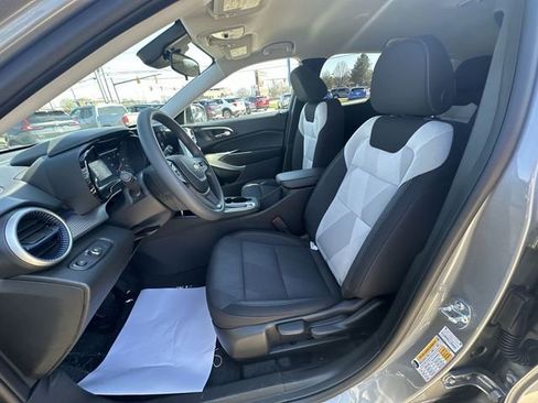 New 2026 Chevrolet Trax LS FWD image 19