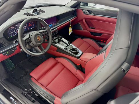 New 2026 Porsche 911 Carrera 4 GTS image 4