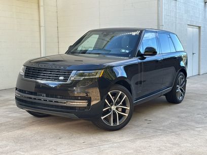 New 2025 Land Rover Range Rover SE