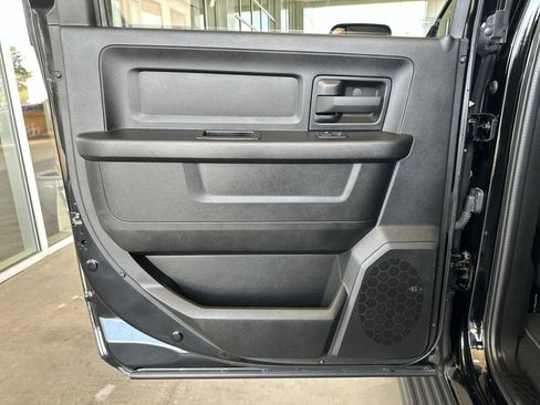 Used 2022 RAM 3500 Tradesman AWD/4WD image 19