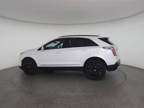 Used 2022 Cadillac XT5 Sportv image 9