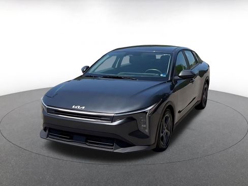 Used 2025 Kia K4 FWD image 7