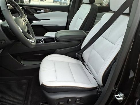 New 2026 Chevrolet Traverse High Country image 6