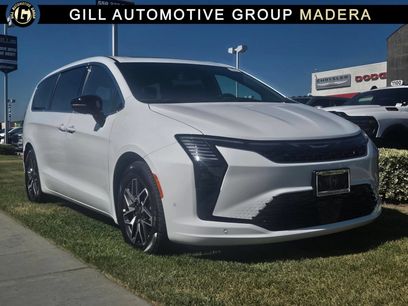 New 2027 Chrysler Pacifica Limited