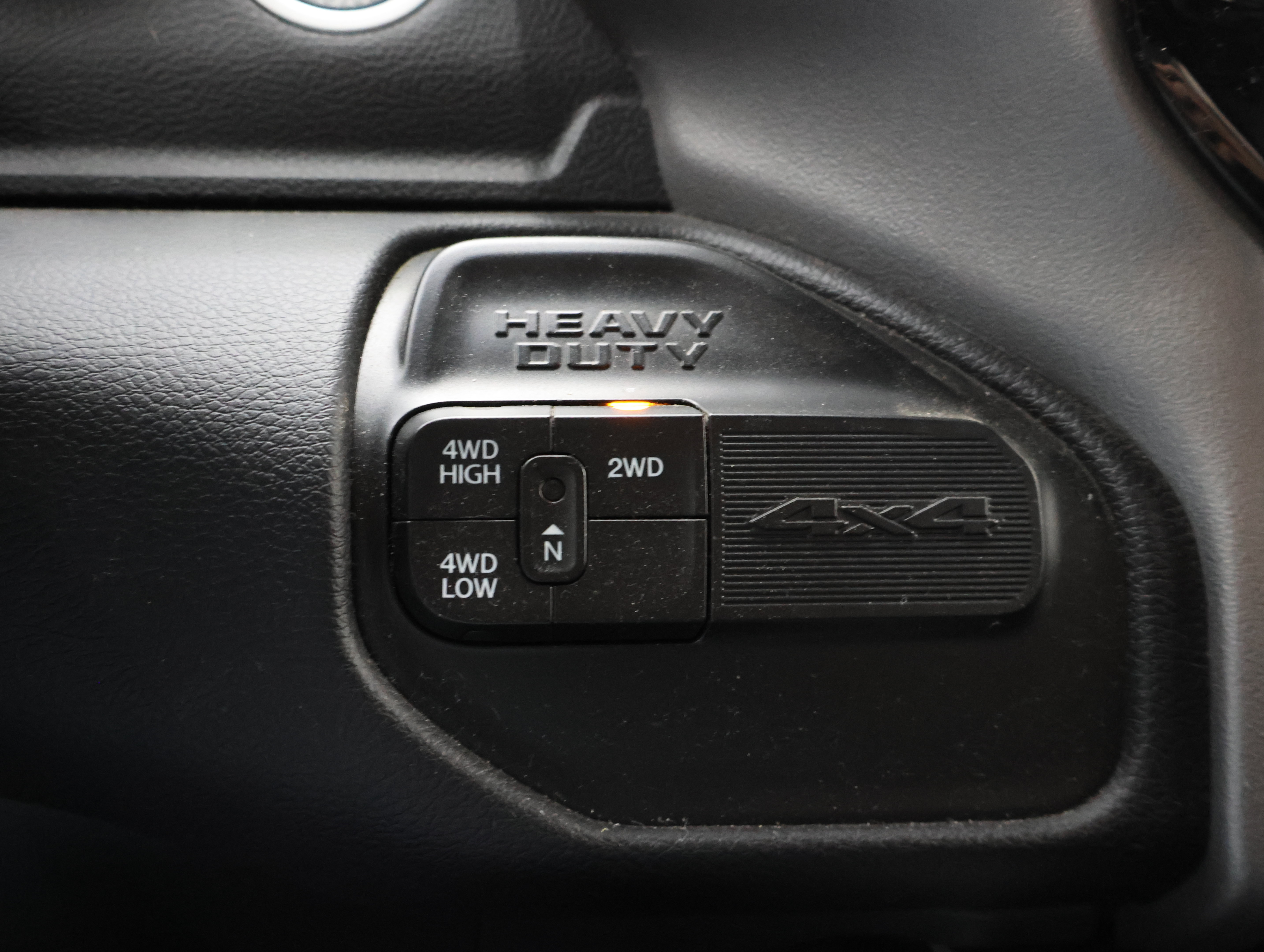 Used 2022 RAM 2500 Big Horn w/ Level C Equiment Group AWD/4WD image 43