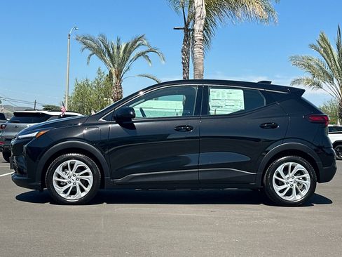 New 2027 Chevrolet Bolt LT w/ Comfort Package FWD image 7
