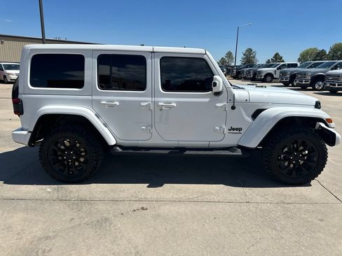 Used 2021 Jeep Wrangler Unlimited Sahara AWD/4WD image 39
